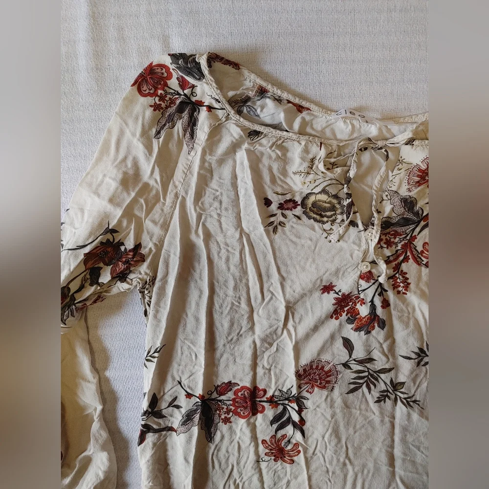 CLEO Floral Peasant Top 100% Rayon Size Small - Picture 6 of 6